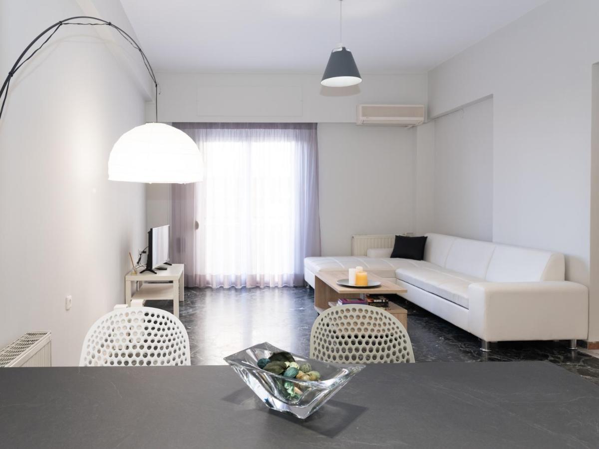 City Center Apartment In Great Location イラクリオン エクステリア 写真