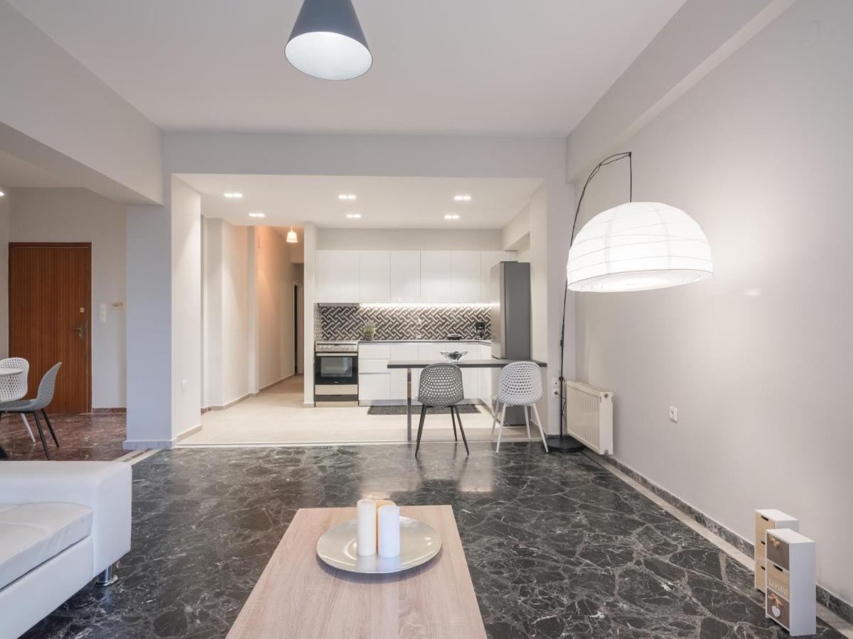 City Center Apartment In Great Location イラクリオン エクステリア 写真